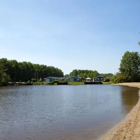 Ferienhaus Holiday Droompark Buitenhuizen.2 *